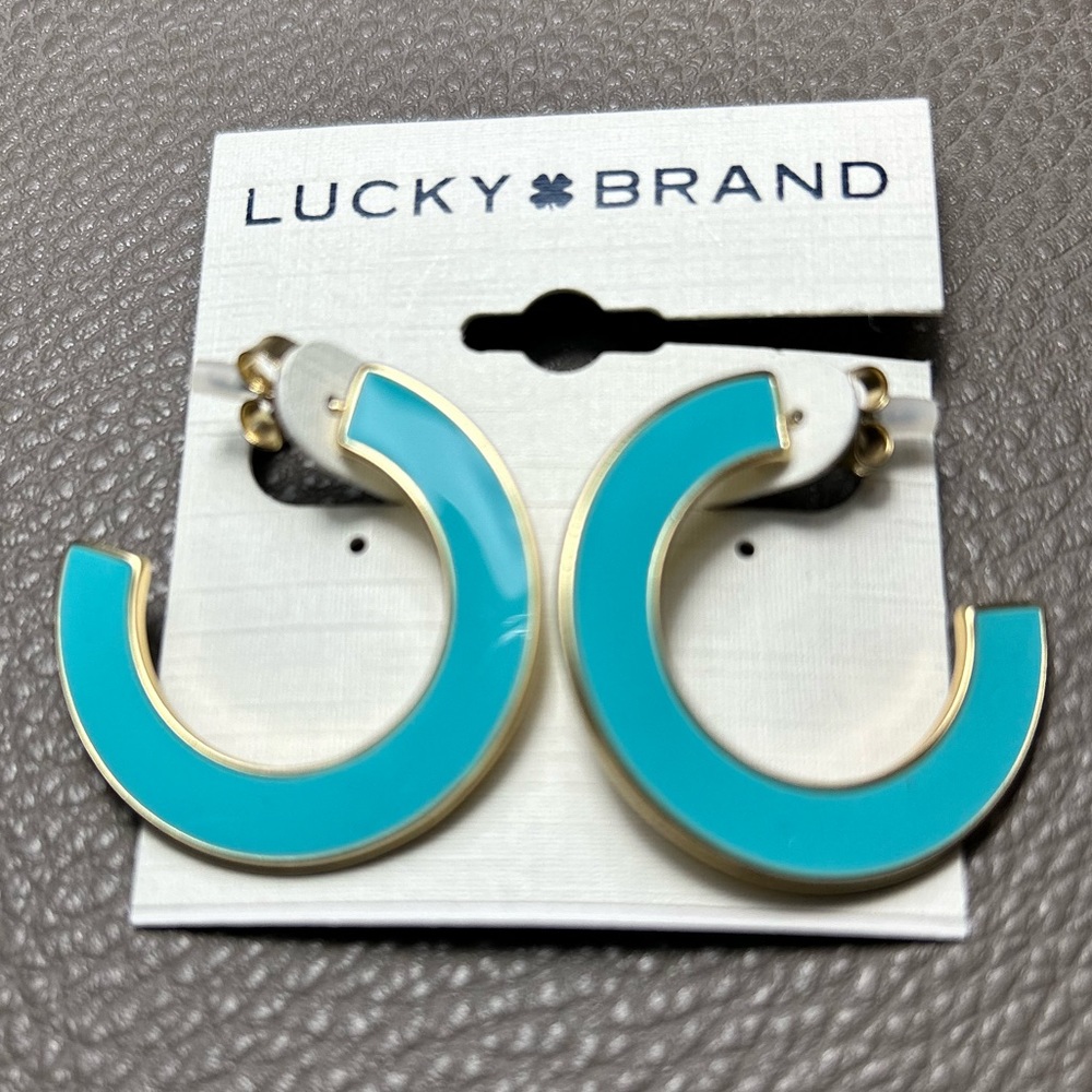 Lucky Brand Woman hoop earrings